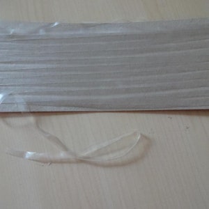 Gummilitze aus Silikon Breite 15 mm elastisch