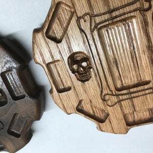 IG17O - Mexican Train Hub with Skulls in Solid OAK  / Domino Game HUB / Tile Game / Dominoes / Game / Hardwood