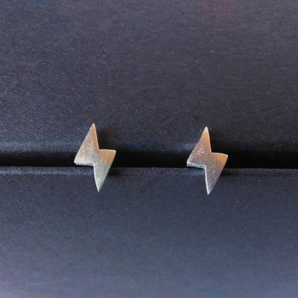 Earrings Silver Lightning Bolt / Silver925 / Matte / Jewelry /  Ray / Miny Tiny / Pequeños / Solid / Treasure / Modern / Desing  / Original