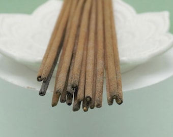 Agarwood Hand Rolled Natural Incense Sticks