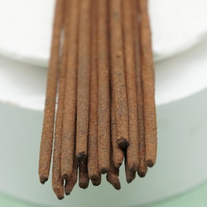 Encens naturel tubéreuse roulé à la main