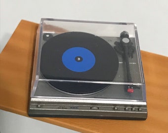 NON WORKING 1:12 Scale Dollhouse Record Player Turntable Music Room Miniature