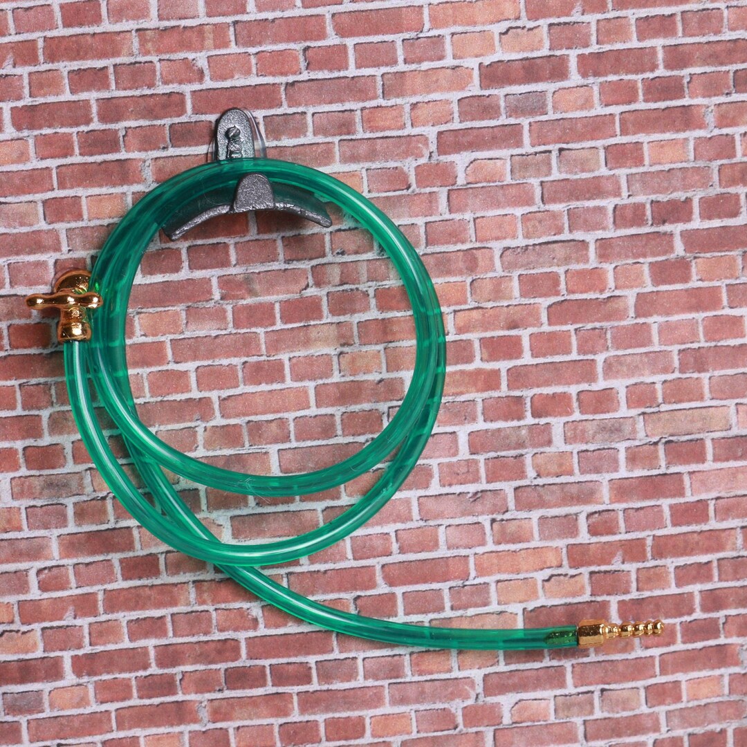 112 Scale Wall Mounted Garden Hose Holder Dollhouse Miniature Outdoor