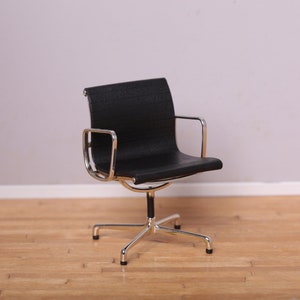 NEW! 1:12 Scale Swivel Desk Chair Office Mid Century Modern Designer Chair Dollhouse Miniature 1/12