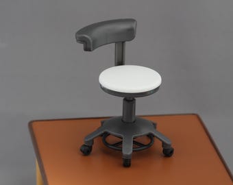 Silla de escritorio de oficina para casa de muñecas a escala 1:12, miniaturas, ruedas giratorias para casa de muñecas, color azul