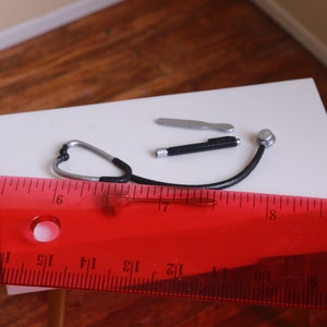 Melody Jane Dollhouse Doctors Set - 1:12 Scale Miniature Stethoscope, Scissors & Injection Accessory - View #4