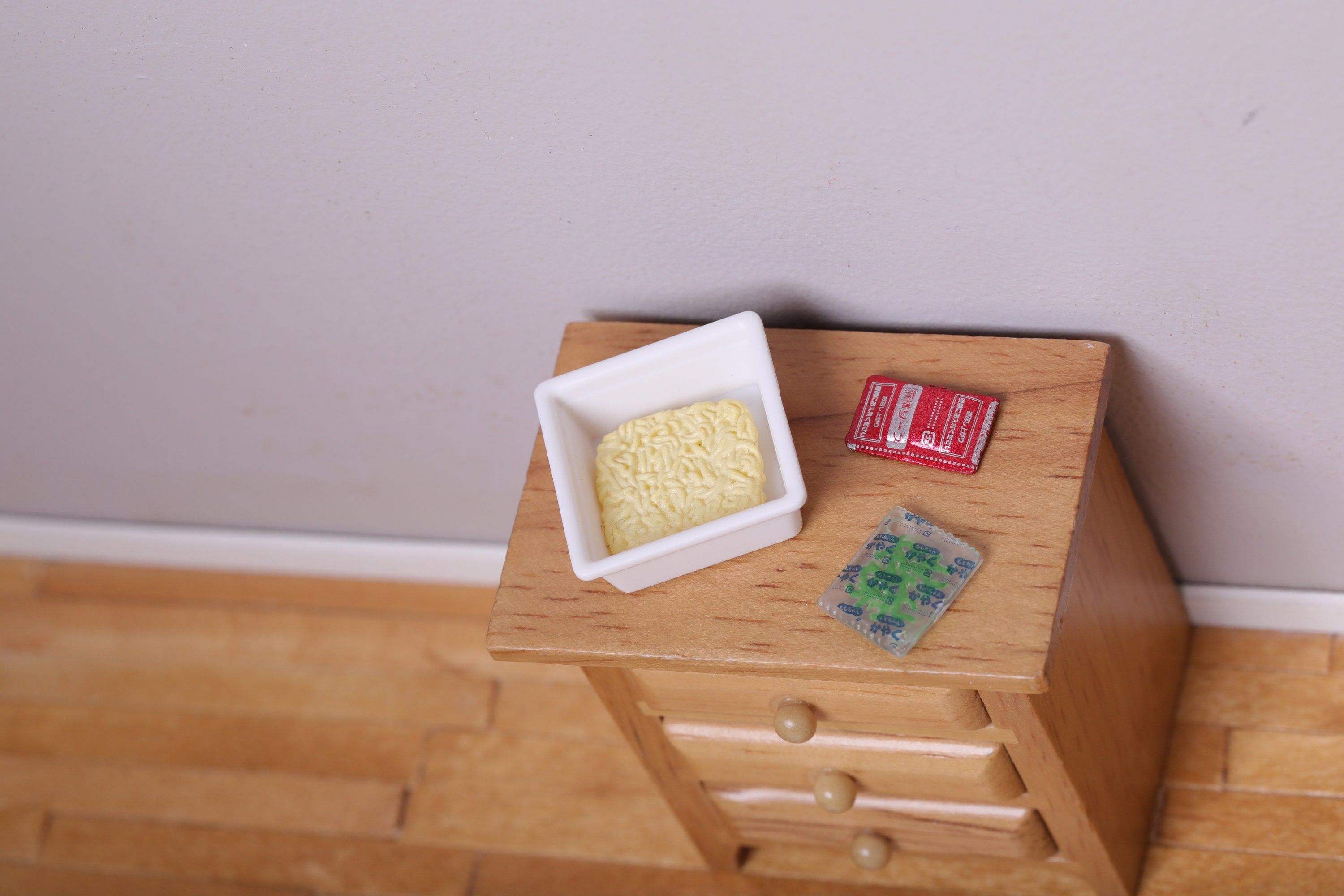 16 1/12 Instant Noodles Ramen Dollhouse Miniatures Miniature Etsy