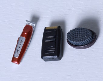1:12 Maßstab Haar rasieren Rasiermesser Elektro Puppenhaus Miniatur Puppenhaus 1/6 Maßstab Spiegel Badezimmer Herren Accessoires Pinsel