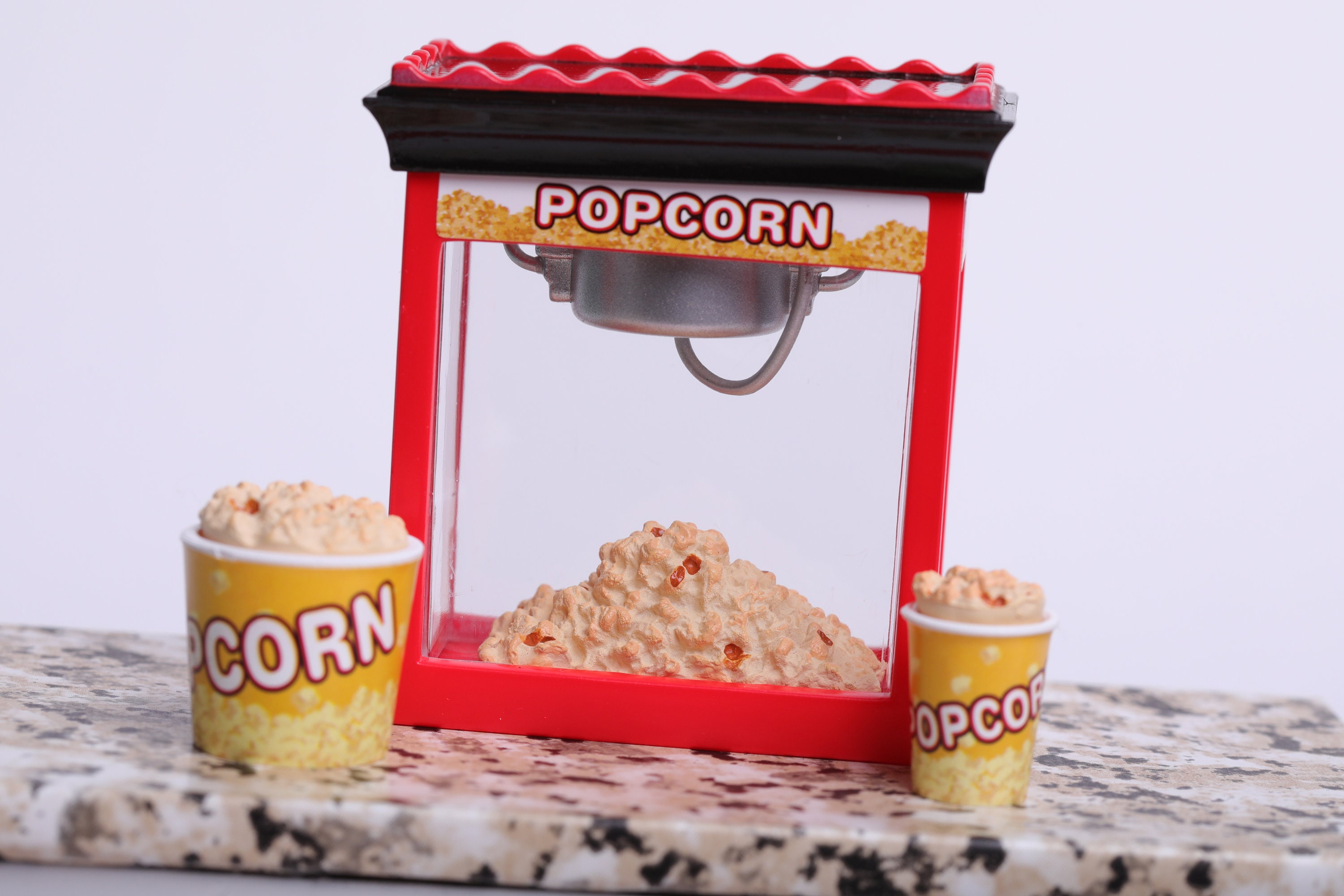 FixtureDisplays 15914 Mini Popcorn Machine Carriage Shape Hot Sell Tabletop Popcorn  Maker 9 L x 7 W x 15 1/2 H