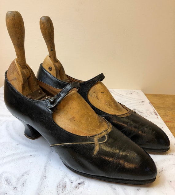 Antique Edwardian shoes from 1910-1920’s Leather s