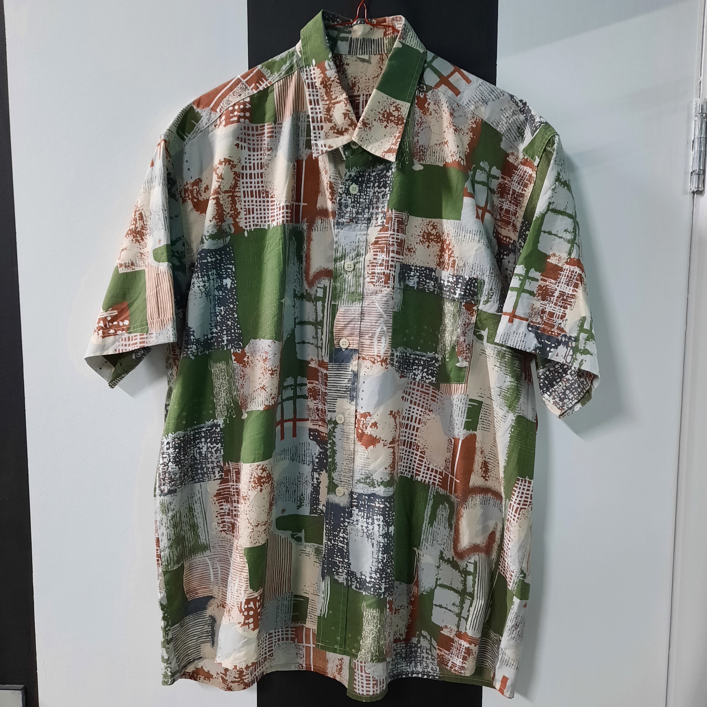 Image of Vintage Mens Green&red Bold Abstract Art Pattern Shirt - Xxl Bold/Crazy Print/Hawaiian-Quality Menswear