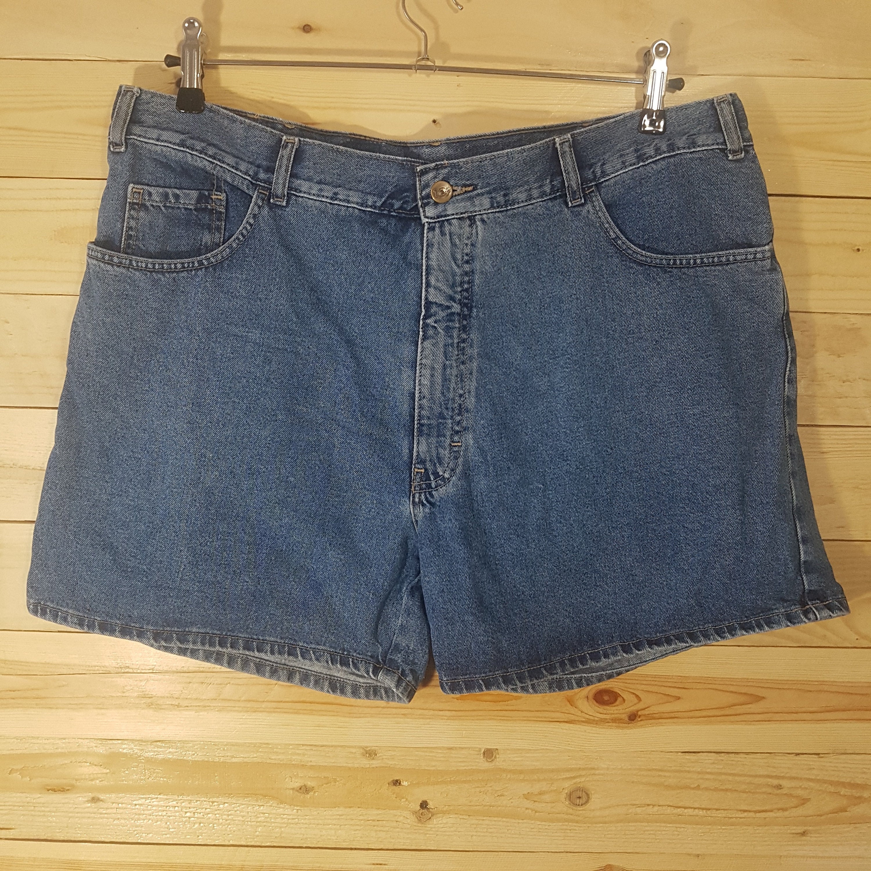 Image of Vintage Mens 1980S Blue Denim Shorts -Waist 38" - -Quality Retro Clothing