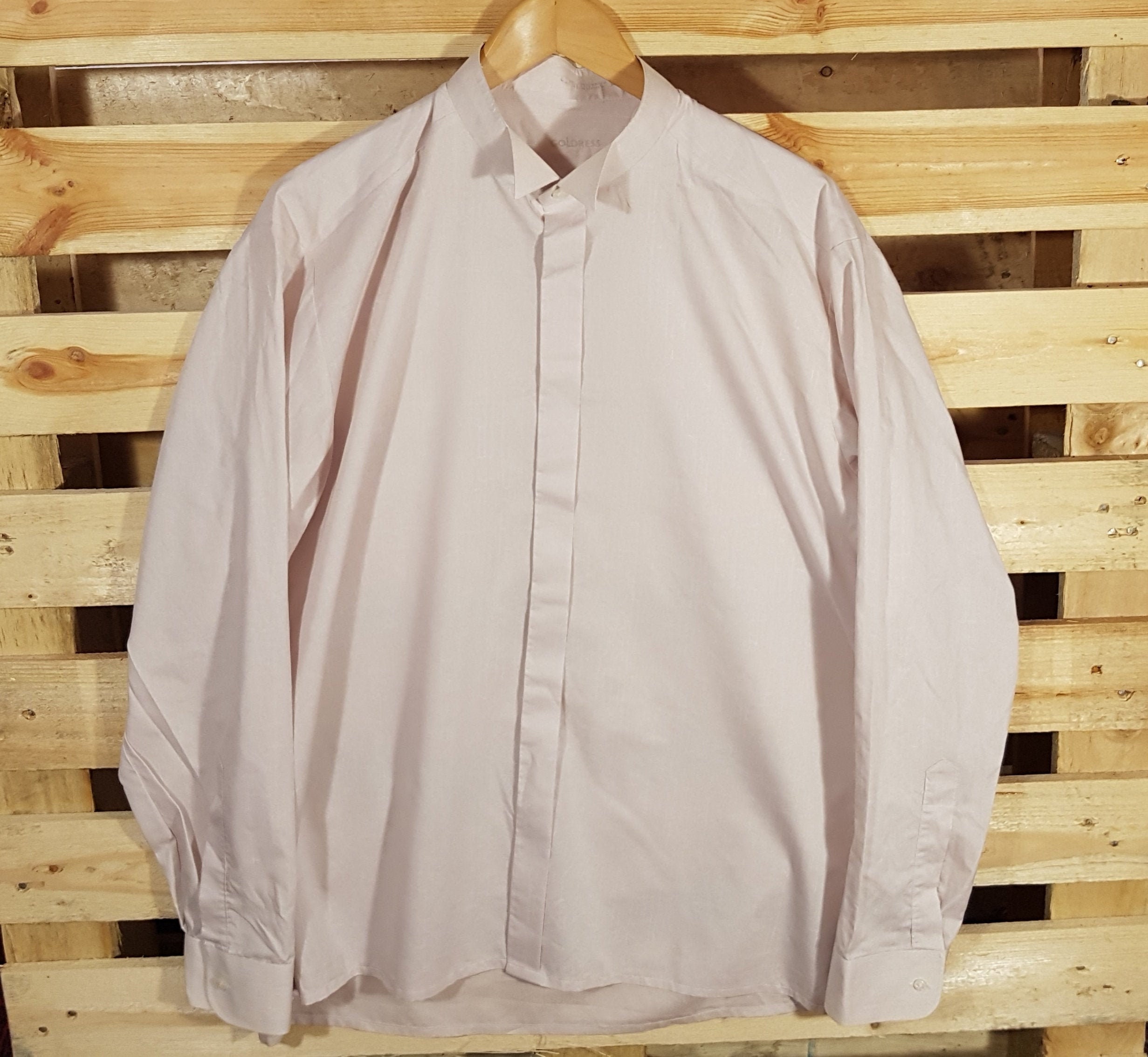 Image of Vintage Mens 1970S Pale Red Patterned Tuxedo Shirt - Xl Suit/Formal -Quality Eveningwear