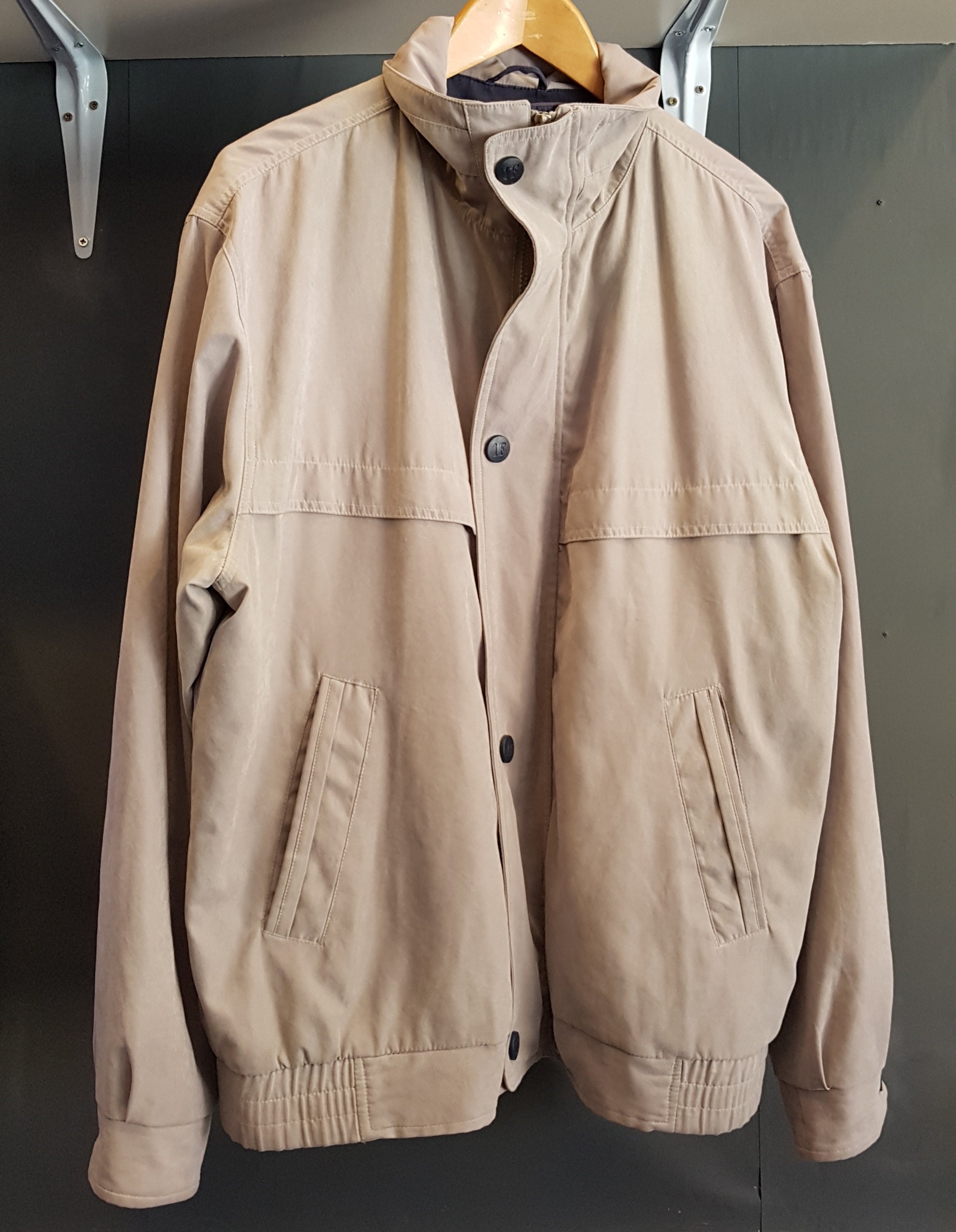 Image of Vintage Mens Light Green Faux Suede Anorak xl Waterproof Jacket -Quality Retro Fashion