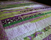 Easter Quilt / Easter Blanket / Spring Quilt / Spring Blanket / Purple Quilt / Twin Quilt / Twin Blanket / Twin Size Quilt / Purple Blanket