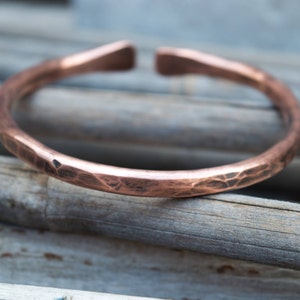 Koperen herenarmband - coole herenarmband - rustieke herenarmband - dikke koperen armband - herenmanchetarmband - manchetarmband voor mannen