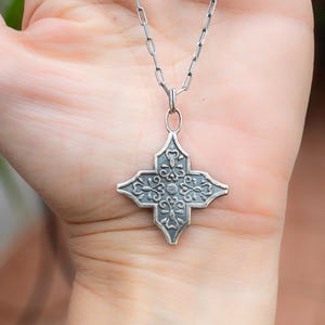 Sterling Silver Cross Necklace: 30mm Floral Pendant with 45cm Paperclip Chain