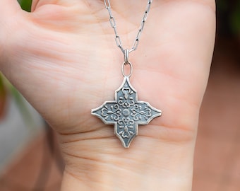 Sterling Silver Cross Necklace: 30mm Floral Pendant with 45cm Paperclip Chain