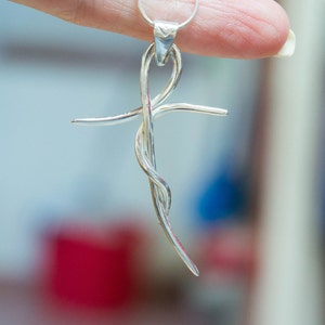 Sterling silver cross - Sterling Silver Cross Necklace - Silver minimalist Cross - Women&#39;s silver cross - Handmade cross - Sterling 925