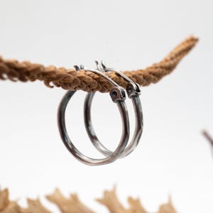 Hoop earrings -  Sterling silver hoops -  Hoops silver - Medium Hoop earrings - Oxidized Hoop earrings - Round silver earrings -  Sterling