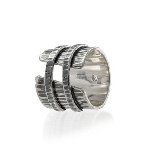 Sterling silver wide band ring, Unisex ring, Textured hammered, Handmade ring, Sterling silver 925, Wide silver rings, Women&#39;s ring
