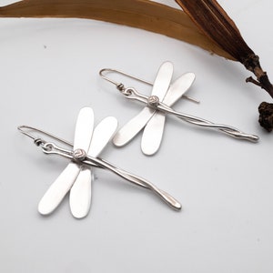 Dragonfly earrings - Insect earrings - Nature inspired  Dragonfly Jewelry - Dragonfly gift - Long earrings - Silver Dragonfly - Statement