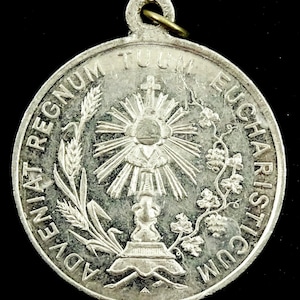 Monstrance Eucharist Vintage Medal Aluminum Garde d&#39;Honneur Bruxelles Adveniat