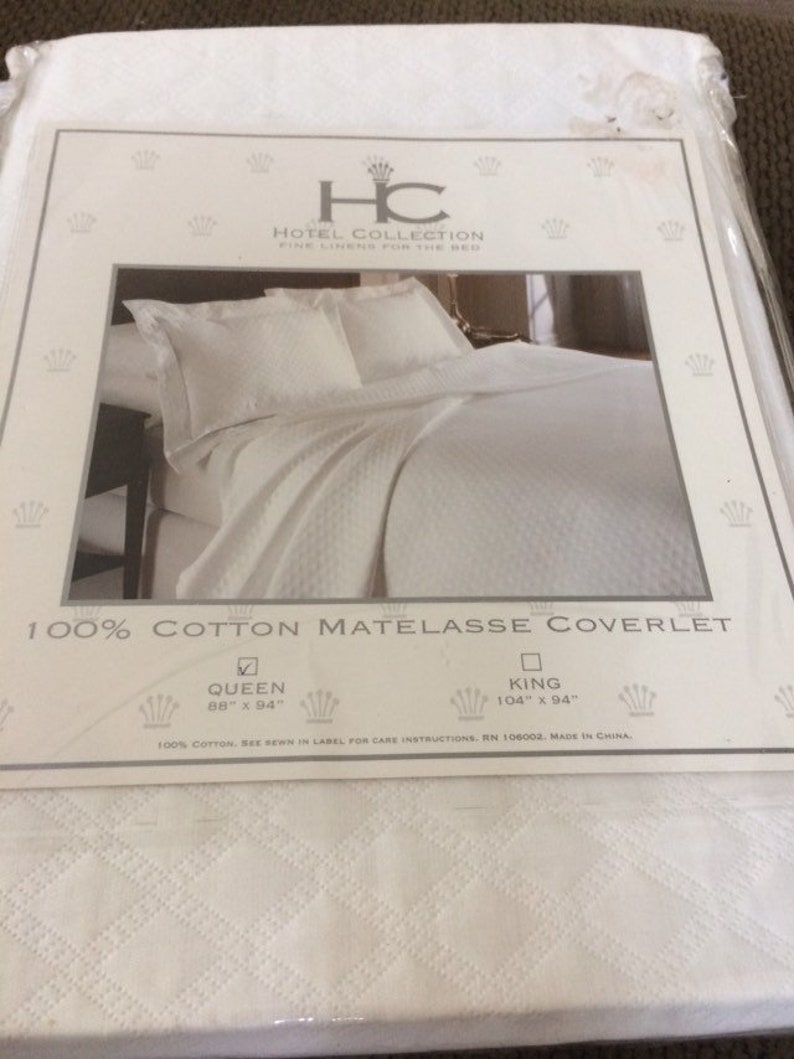 Hotel Collection Matelassé Coverlet White Queen