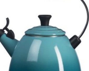 Le Creuset Enamel-on-Steel Halo 1-1/2-Quart Teakettle Caribbean