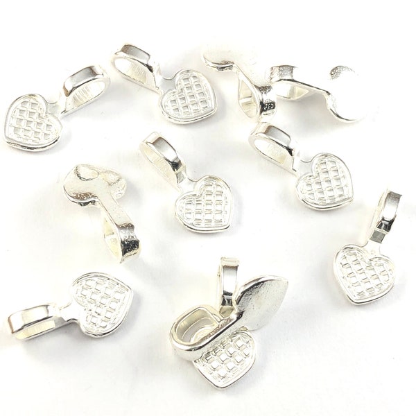 Paquete de 40 corazones plateados con pegamento en forma de asa, 16 x 8 mm, accesorios para joyería y manualidades, paquete a granel FIN1076