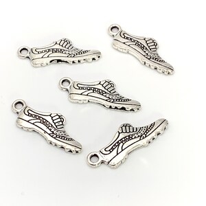 Sneaker hotsell keychains wholesale