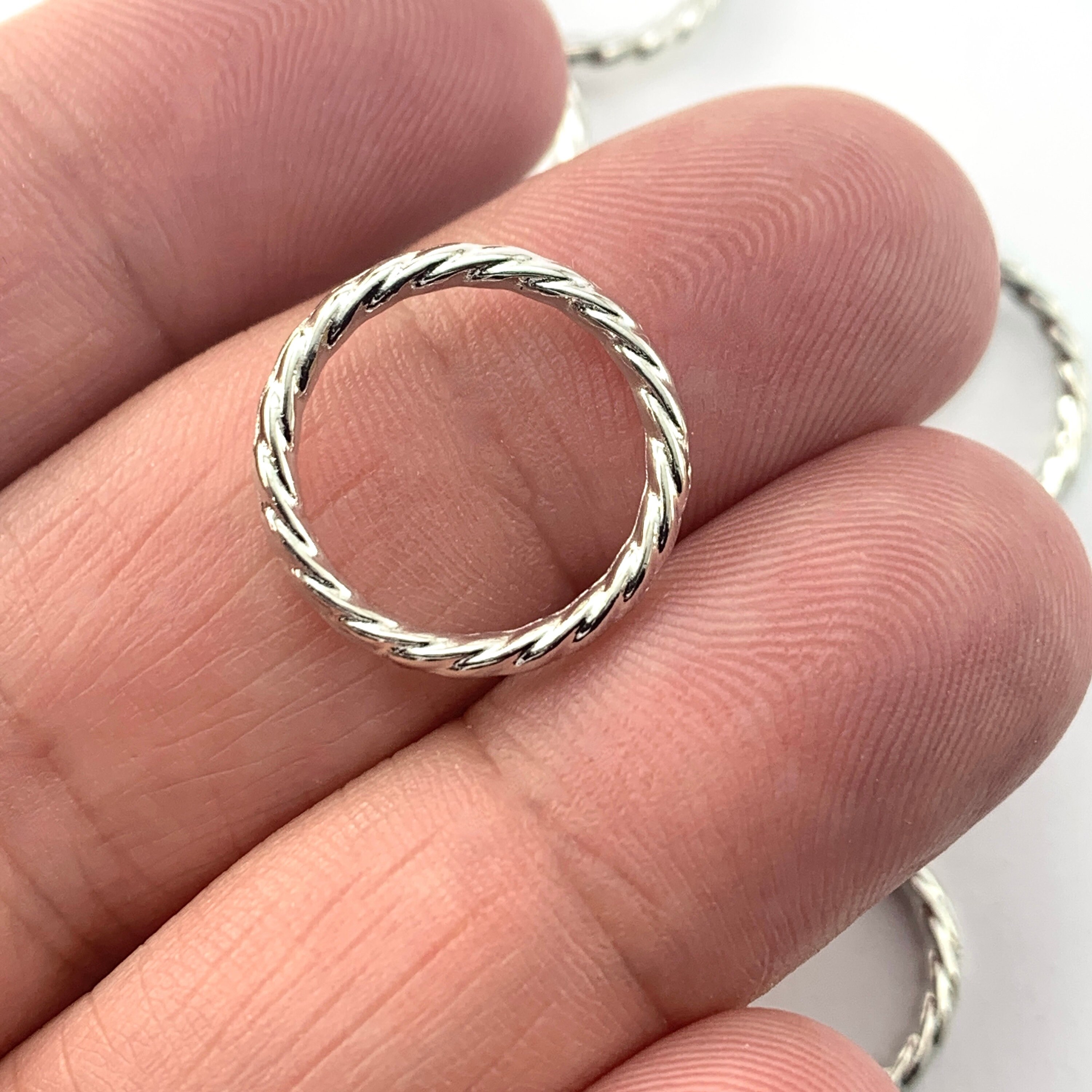 50 x Stainless Steel 16mm x 2mm Jump Rings - Heavy Gauge Flush Cut