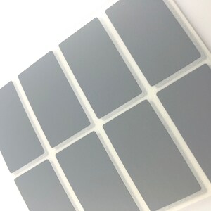 Lot de 100 autocollants promotionnels rectangulaires à gratter, gris, 42 mm - EMB1089