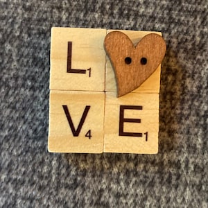 Love scrabble tile magnet