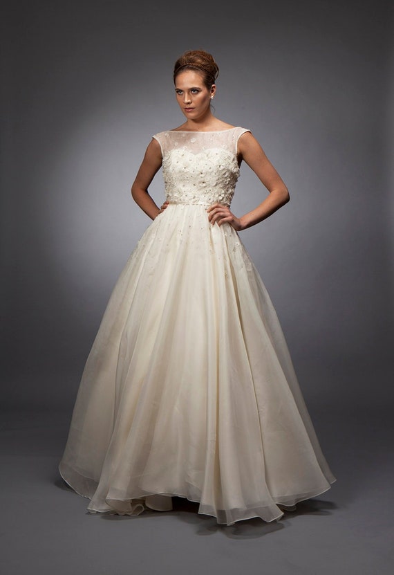 Crystal Embroidery, Wedding Dress, Bridal Gown, Bateau Neck Dress,  Sleeveless Dress, Cap Sleeve Dress, Full Skirt, Organza Gown. -  Canada