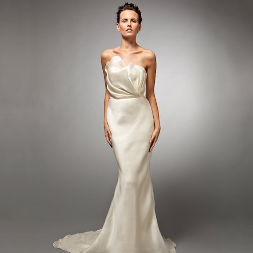 green emerald velvet dress Sample Sale