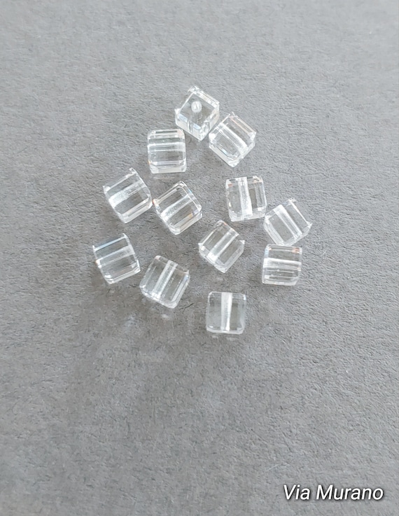 SWAROVSKI #5601 Cube Bead 4mm #5601 キューブ型 4mm スワロフスキー 