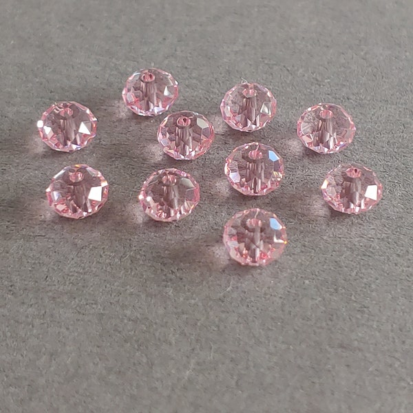 Authentique perle d'espacement en cristal briolette Swarovski 5040 ~ 6 mm rose clair. Paquet de 10.