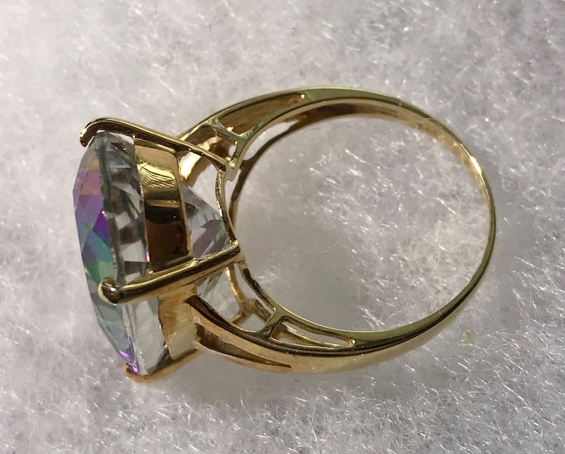 14KT Yellow Gold Green Mystic Topaz Ring sz 7