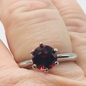 2.5cts Hot Pink Topaz Solitaire Rhodium Over Sterling Silver Ring Sz8