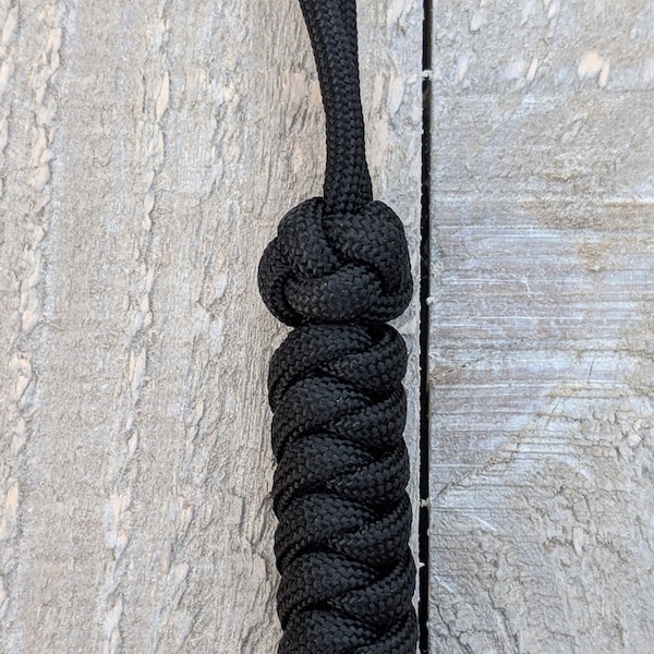 Paracord Knife Lanyard