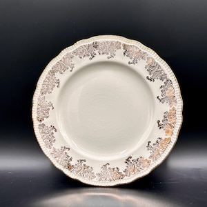 Vintage British Empire Ware Ringelblumen Teller: 22K Gold Floral Set