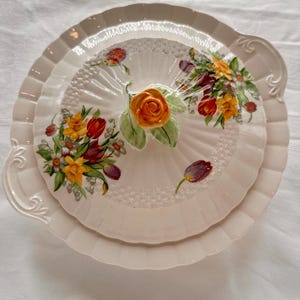 Solian Ware Covered Vegetable Bowl – Simpsons Potters England, 1930