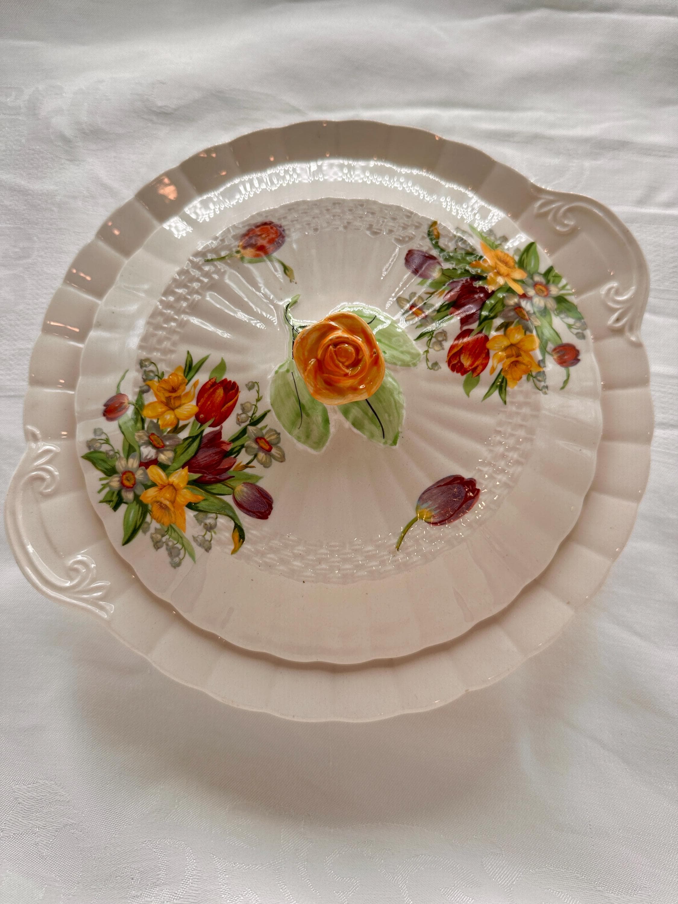 English China Covered Vegetable Bowl - Etsy Norway