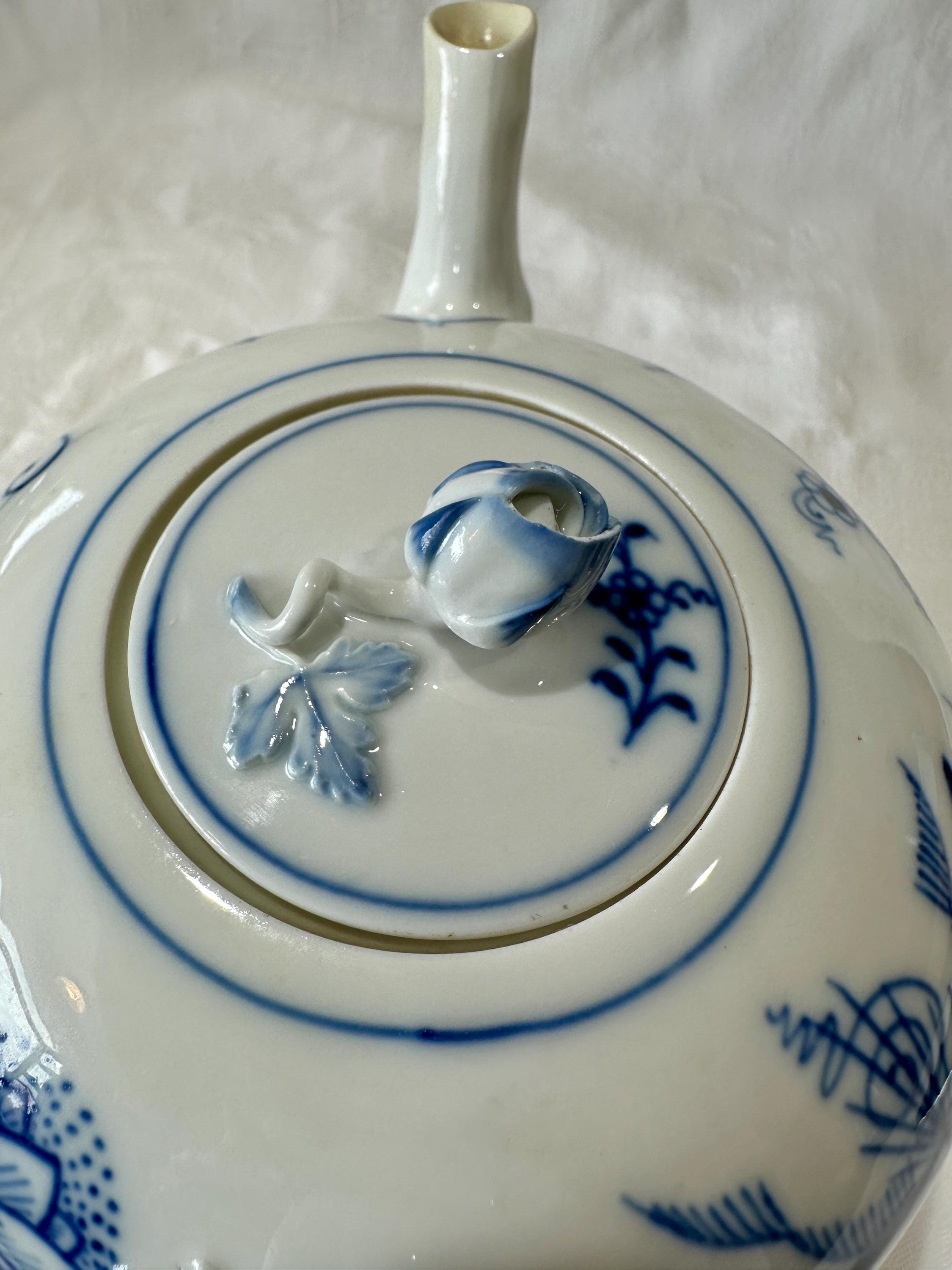 Antique Meissen Blue Onion Teapot: Hand-painted German Porcelain