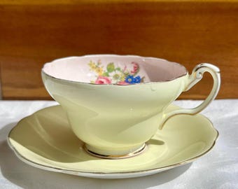 Filiżanka i spodek z porcelany kostnej Foley – zestaw do herbaty w stylu vintage z motywem kwiatowym – złote wykończenia – angielska porcelana kolekcjonerska