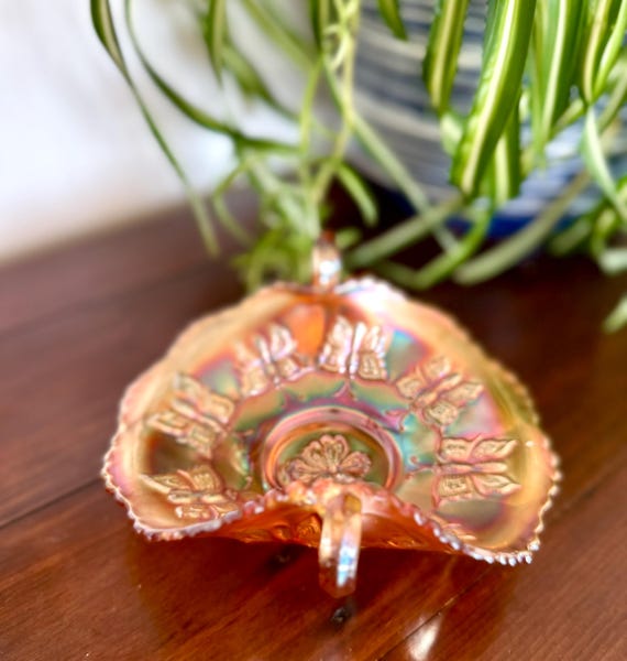 フェントン マリーゴールド カーニバル ガラス バタフライ ボンボン