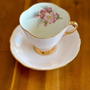 Vintage Clarence Bone China Teacup & Saucer – Blush Pink with Pink Rose – Gold Trim – Made in England – Cottagecore Tea Cup Set