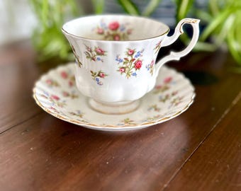 Royal Albert Winsome theekop en schotel: vintage Engels porselein, roze rozen