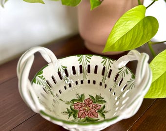 Ciotola vintage in ceramica traforata RCCL Portogallo con motivo a agrifoglio.